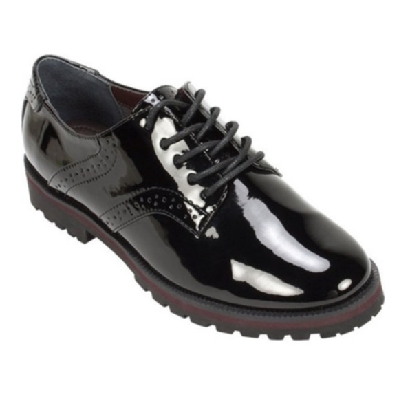 White Mountain Gilly Oxford Patent Leather Shoes - EUC - Picture 2 of 12